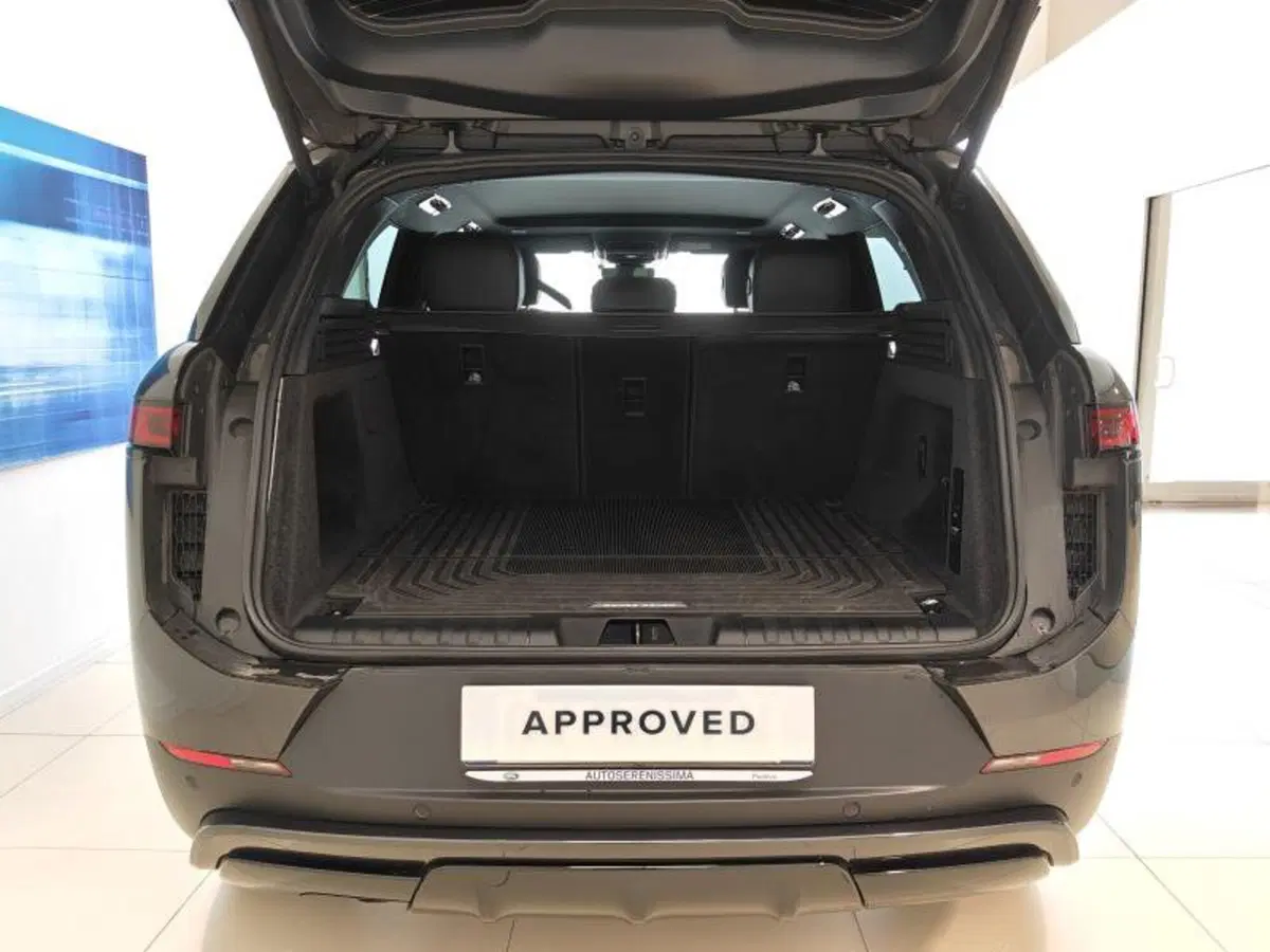 Land Rover Range Rover Sport usata a Venezia (12)
