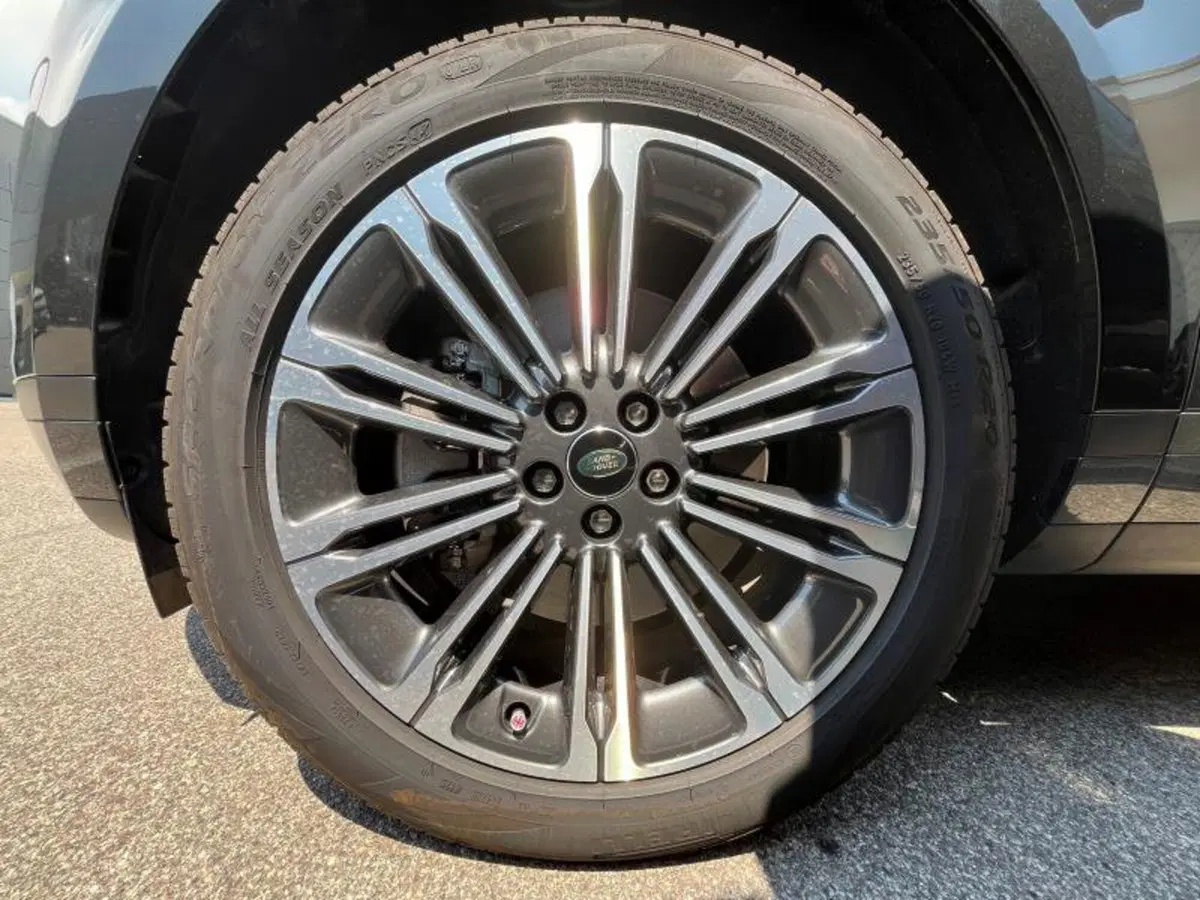 Land Rover Range Rover Evoque usata a Venezia (3)