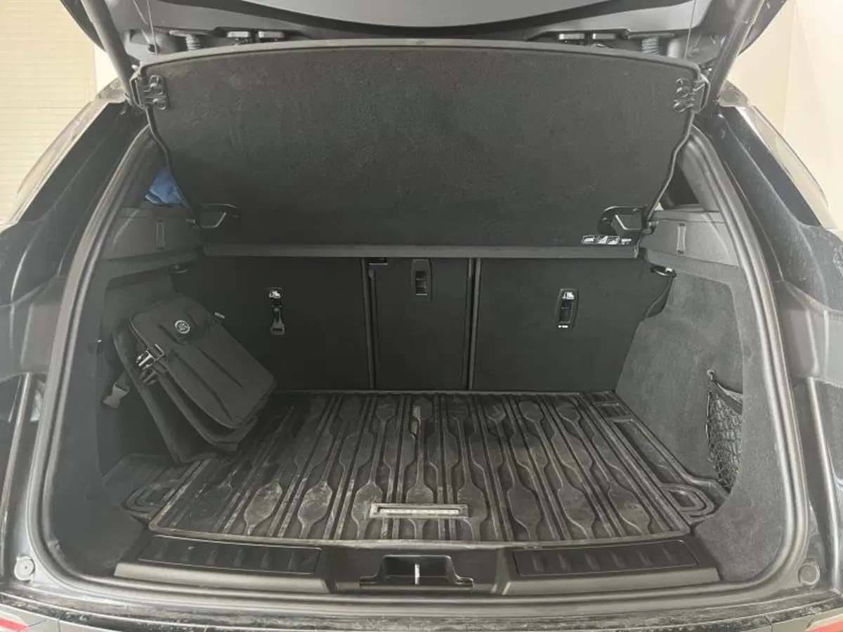 Land Rover Range Rover Evoque usata a Venezia (6)