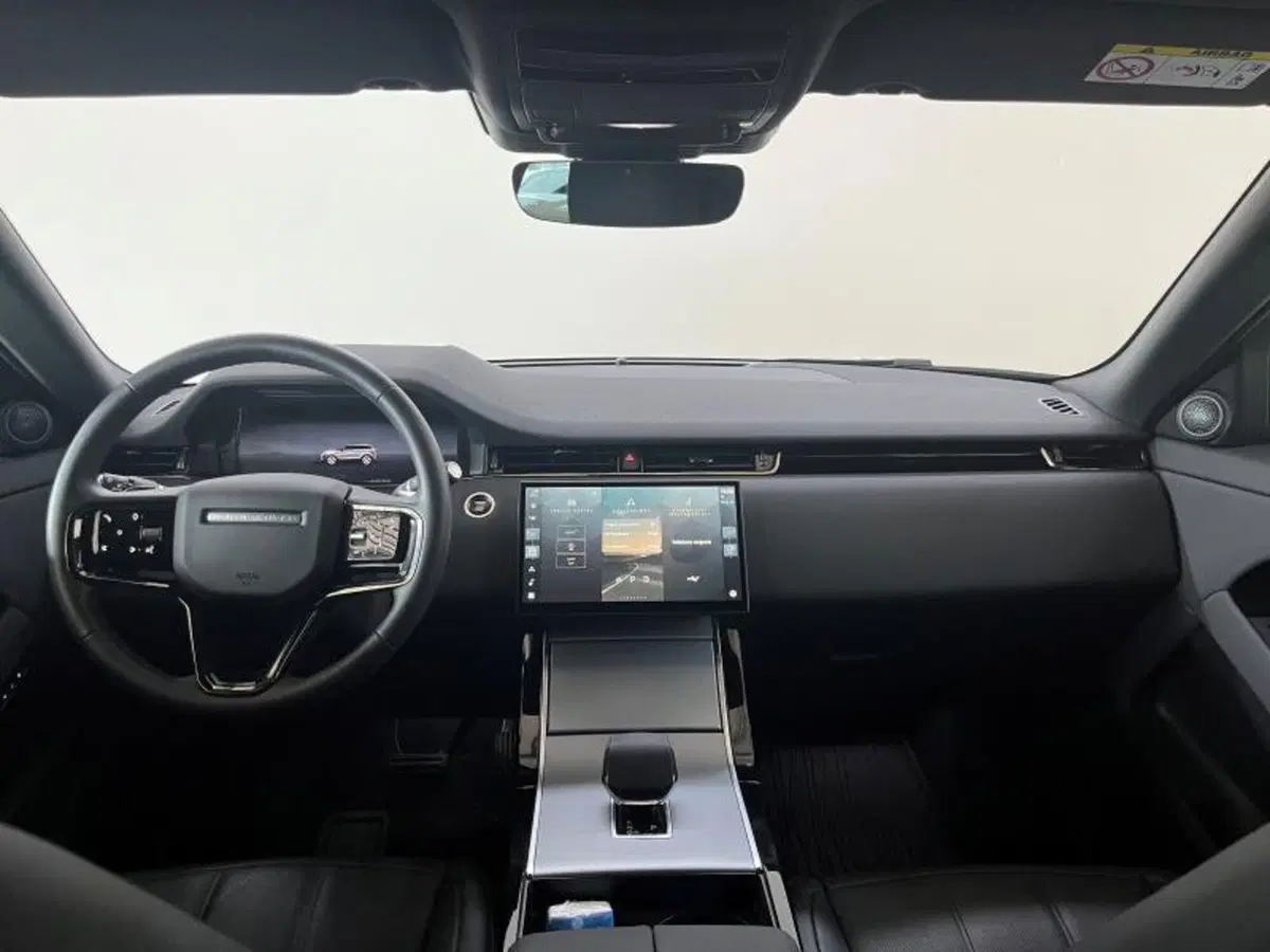 Land Rover Range Rover Evoque usata a Venezia (8)