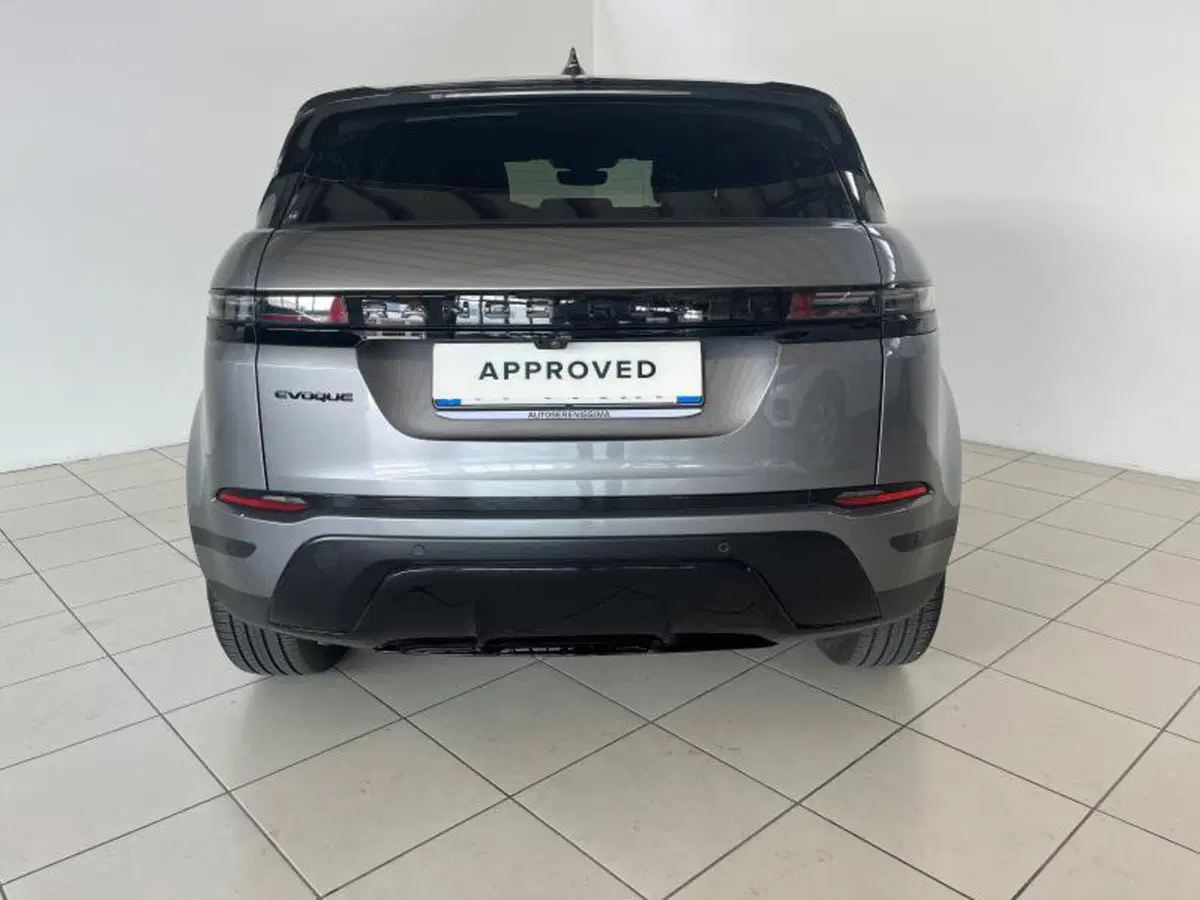 Land Rover Range Rover Evoque usata a Venezia (14)