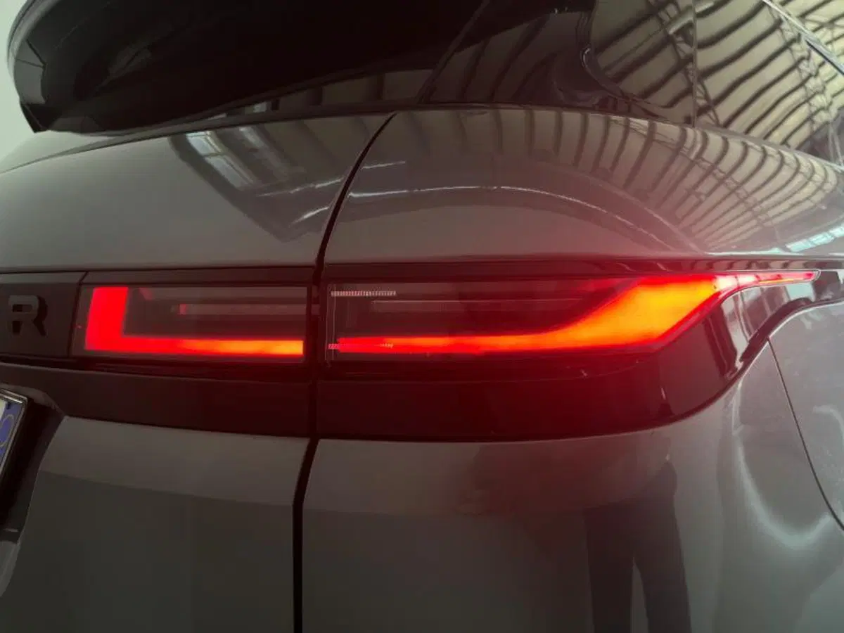 Land Rover Range Rover Evoque usata a Venezia (2)