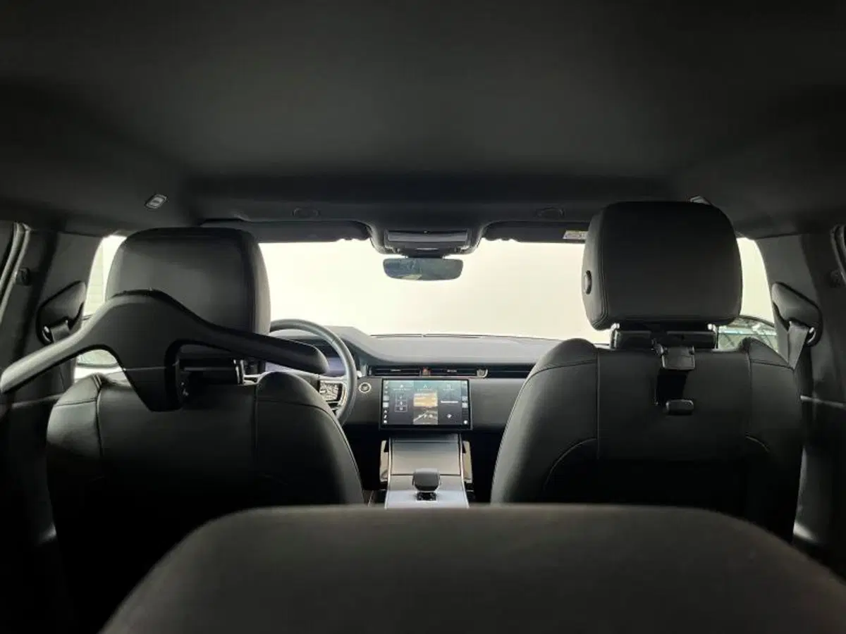 Land Rover Range Rover Evoque usata a Venezia (7)
