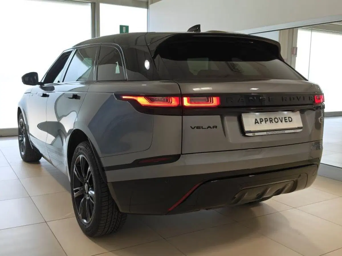 Land Rover Range Rover Velar usata a Venezia (6)