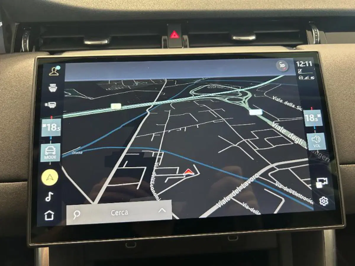 Land Rover Discovery Sport usata a Venezia (17)