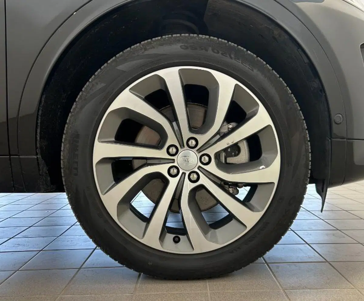 Land Rover Discovery Sport usata a Venezia (8)
