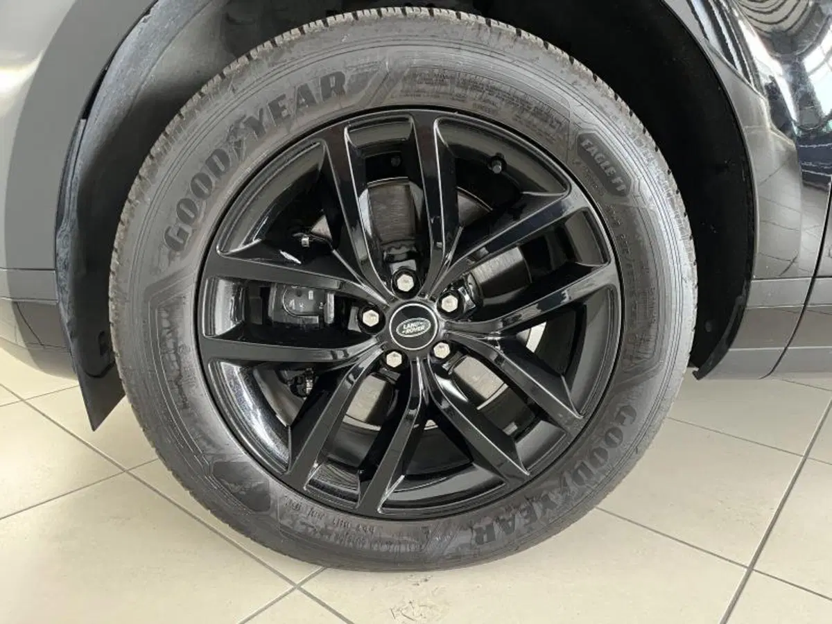 Land Rover Range Rover Evoque usata a Venezia (11)
