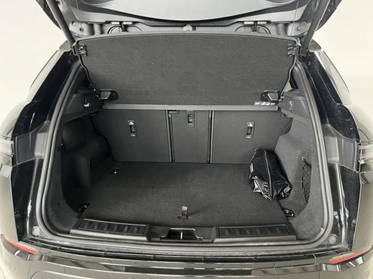 Land Rover Range Rover Evoque usata a Venezia (14)