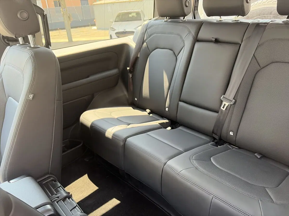 Land Rover Defender usata a Modena (13)