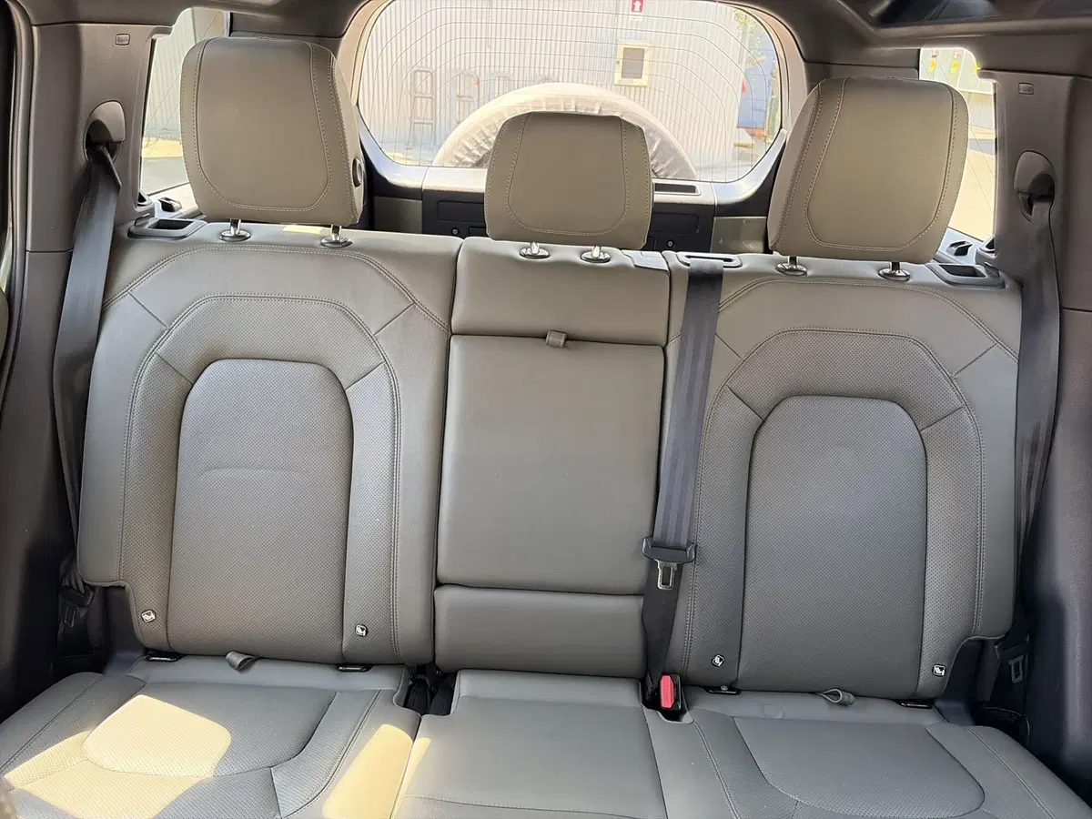 Land Rover Defender usata a Modena (12)