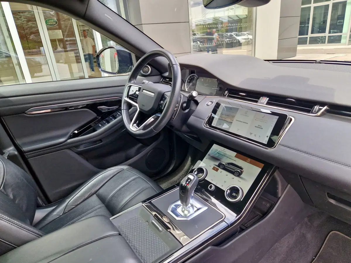 Land Rover Range Rover Evoque nuova a Modena (14)