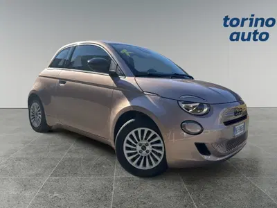 Fiat 500 1.0 hybrid Pop nuova a Torino