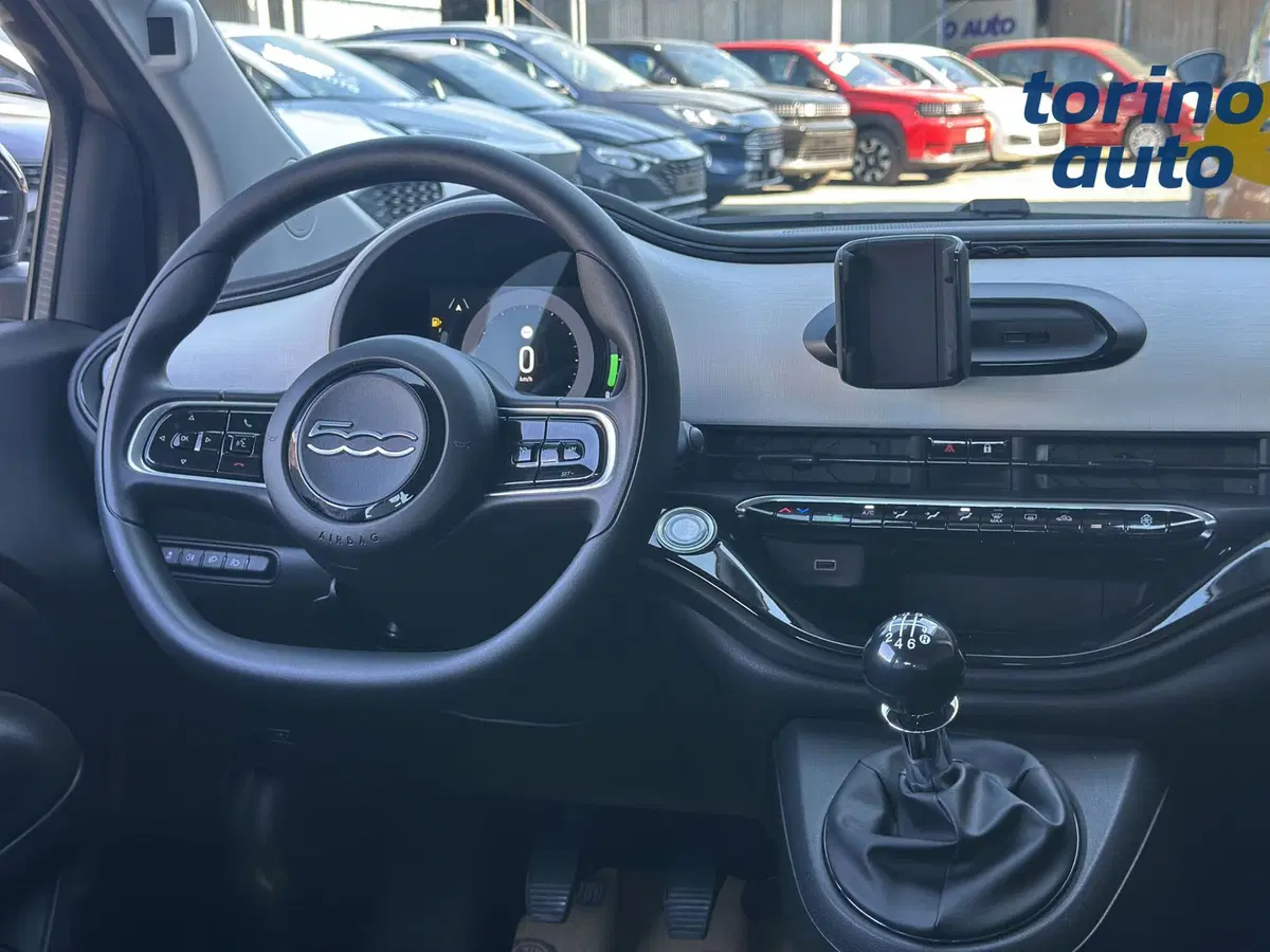 Fiat 500 nuova a Torino (13)