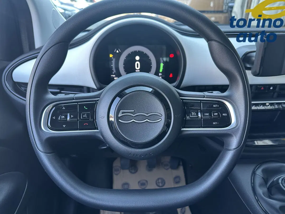 Fiat 500 nuova a Torino (14)