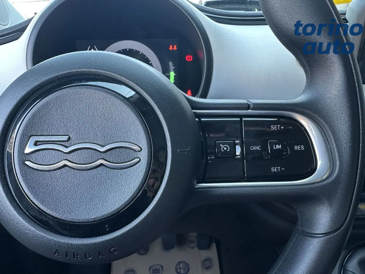 Fiat 500 nuova a Torino (15)