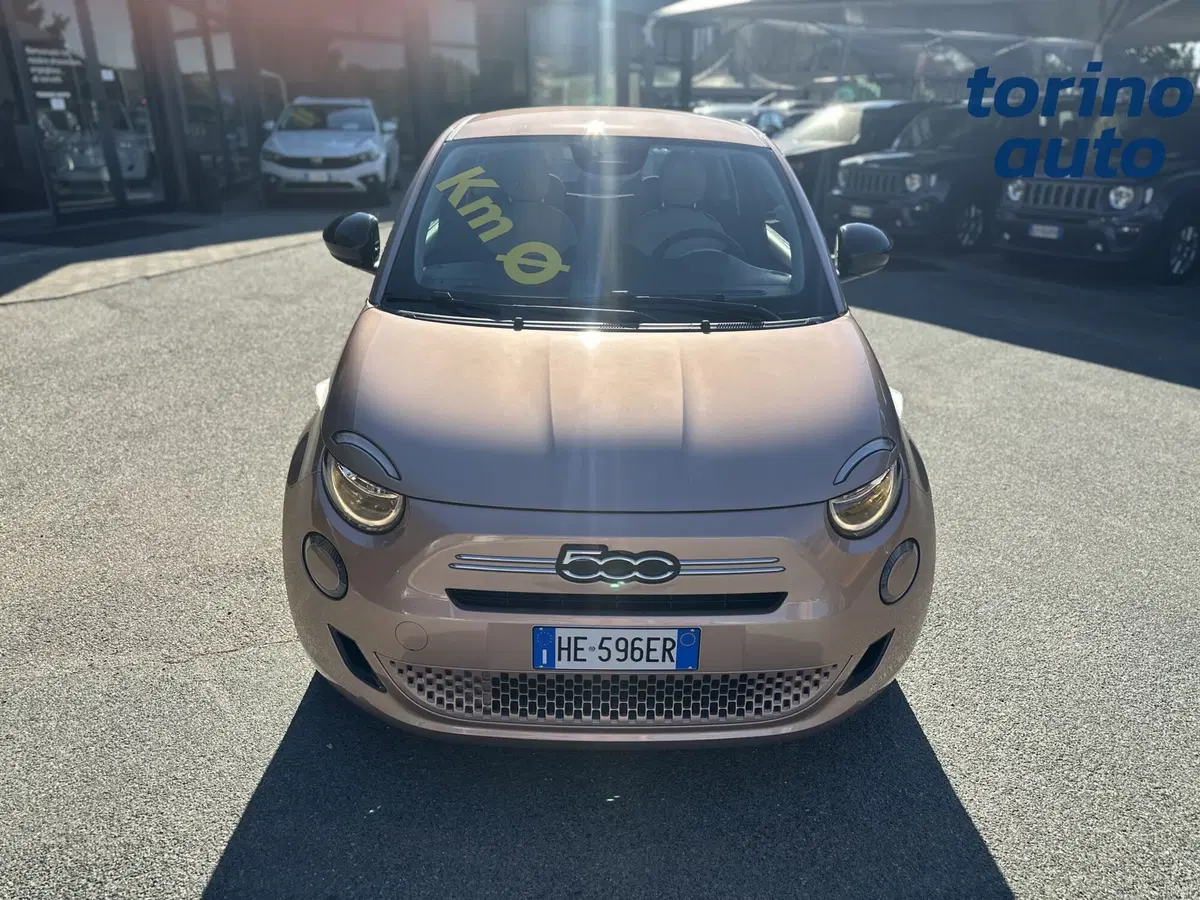 Fiat 500 nuova a Torino (2)