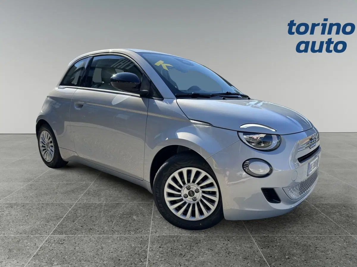 Fiat 500 nuova a Torino