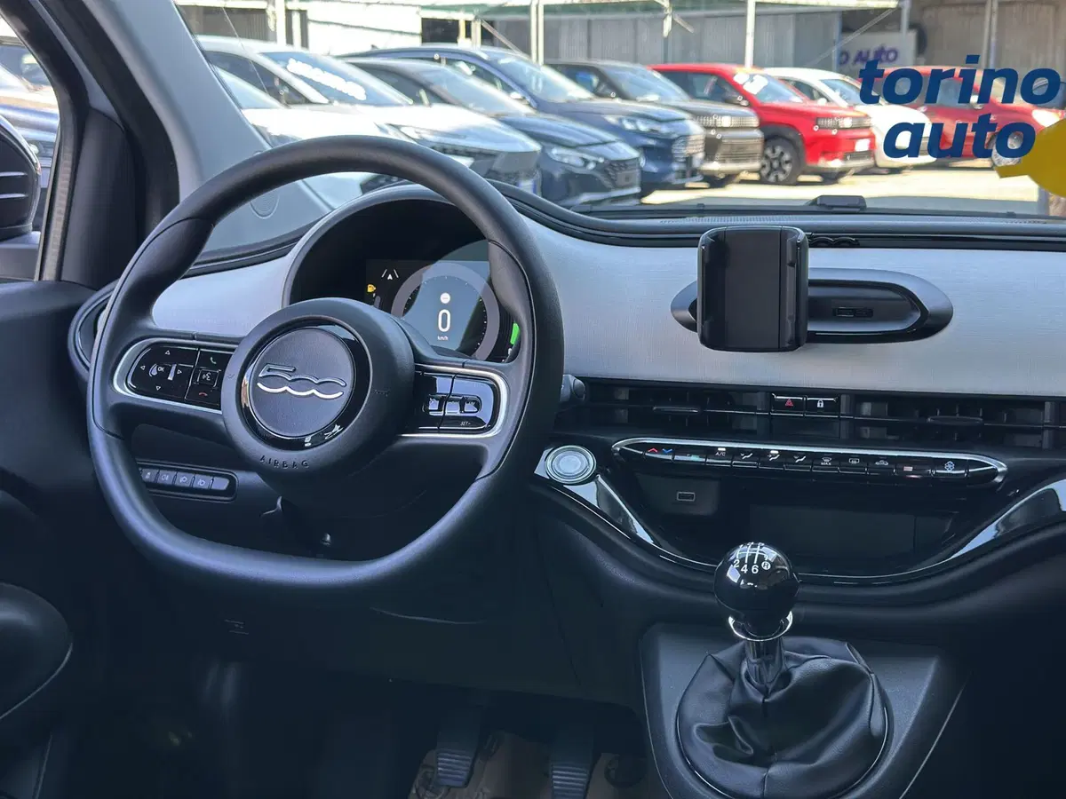 Fiat 500 nuova a Torino (13)