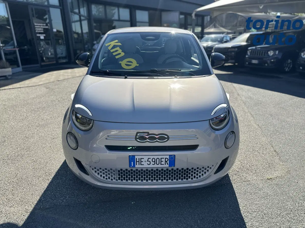 Fiat 500 nuova a Torino (2)