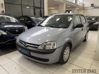 Opel Corsa 1.2i 16V cat 5 porte 'Njoy del 2003 usata a Seveso