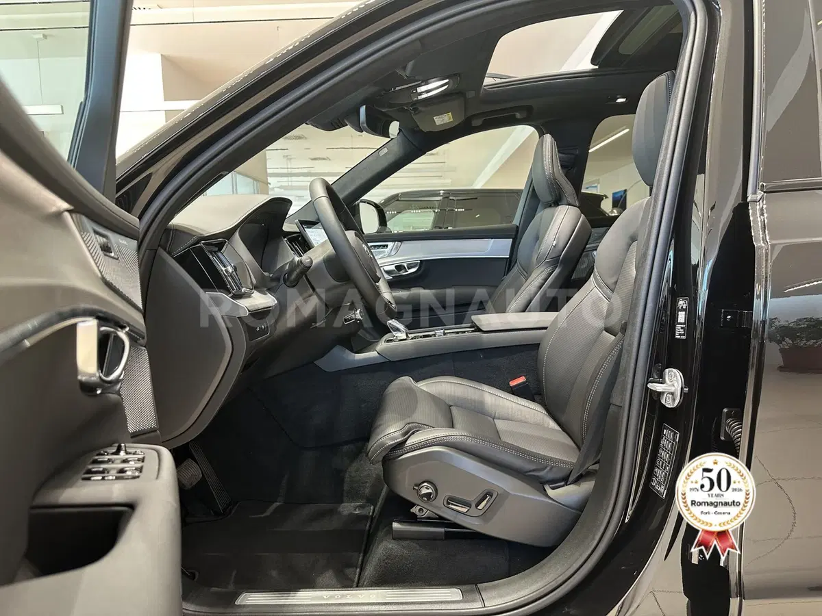 Volvo XC90 nuova a Forlì-Cesena (14)