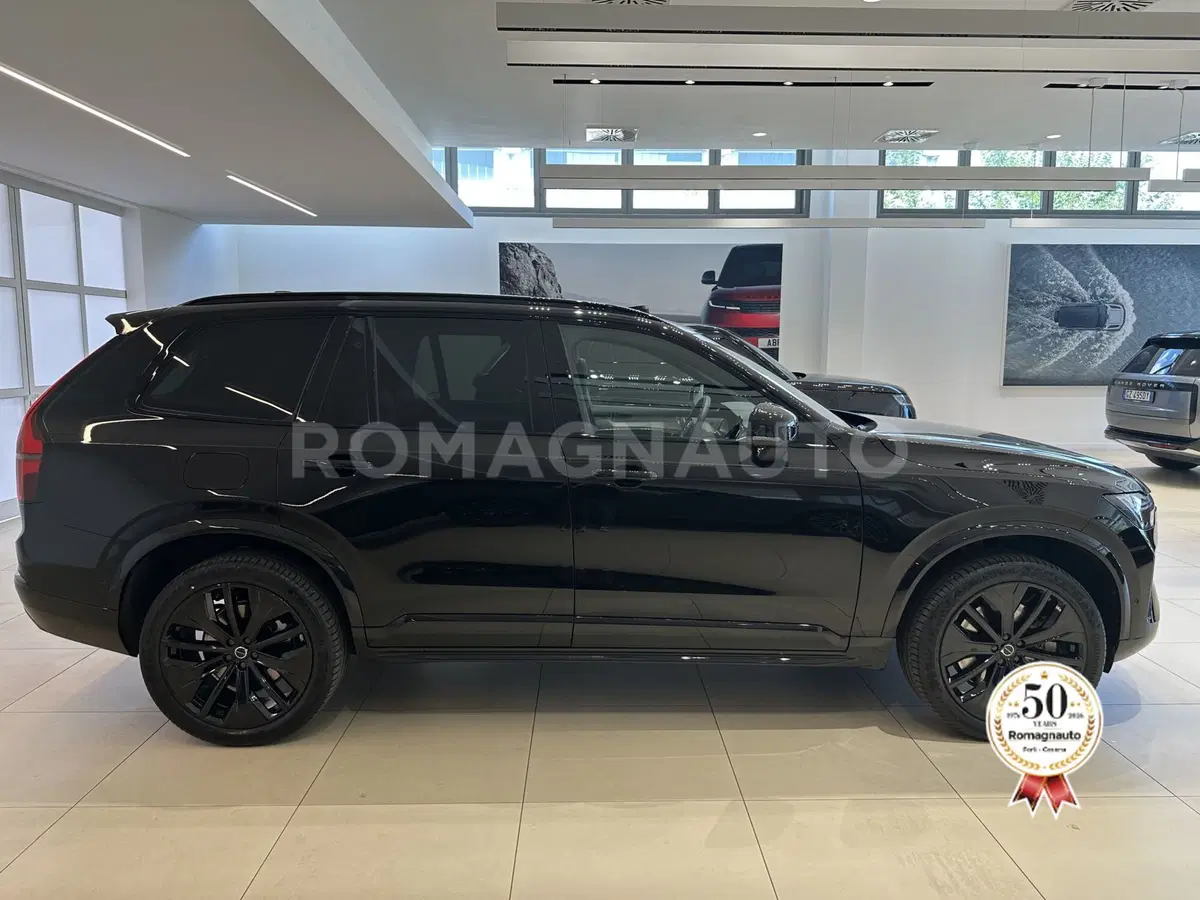 Volvo XC90 nuova a Forlì-Cesena (4)