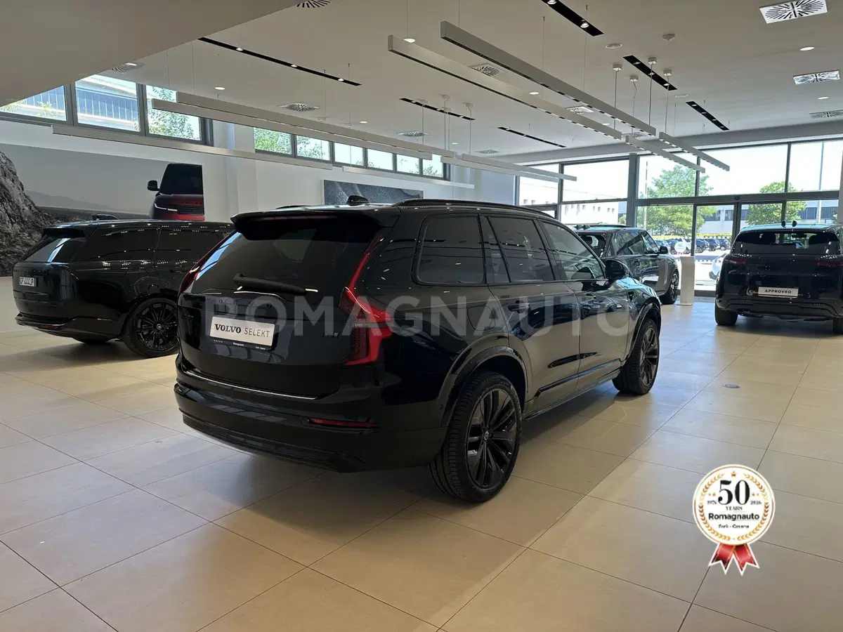 Volvo XC90 nuova a Forlì-Cesena (5)