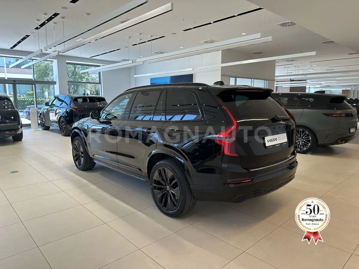 Volvo XC90 nuova a Forlì-Cesena (7)