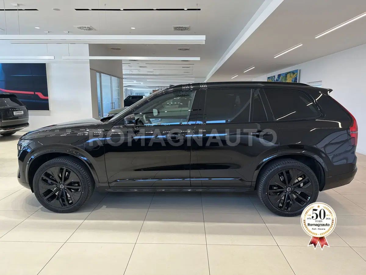 Volvo XC90 nuova a Forlì-Cesena (8)