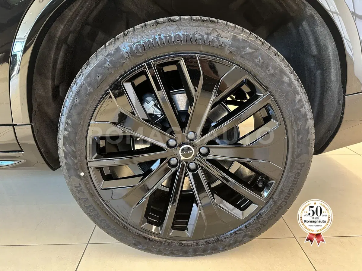 Volvo XC90 nuova a Forlì-Cesena (9)