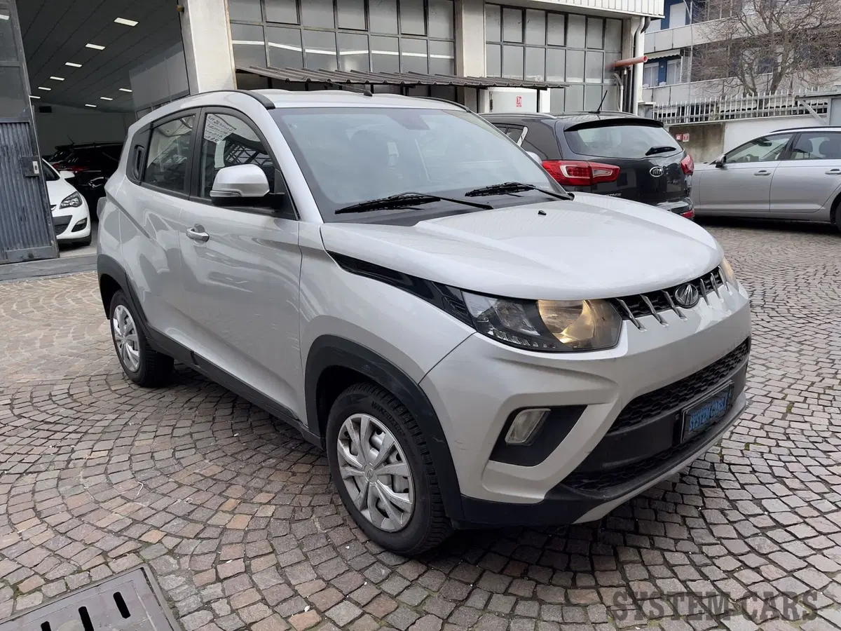 Mahindra KUV100 usata a Monza e Brianza (7)