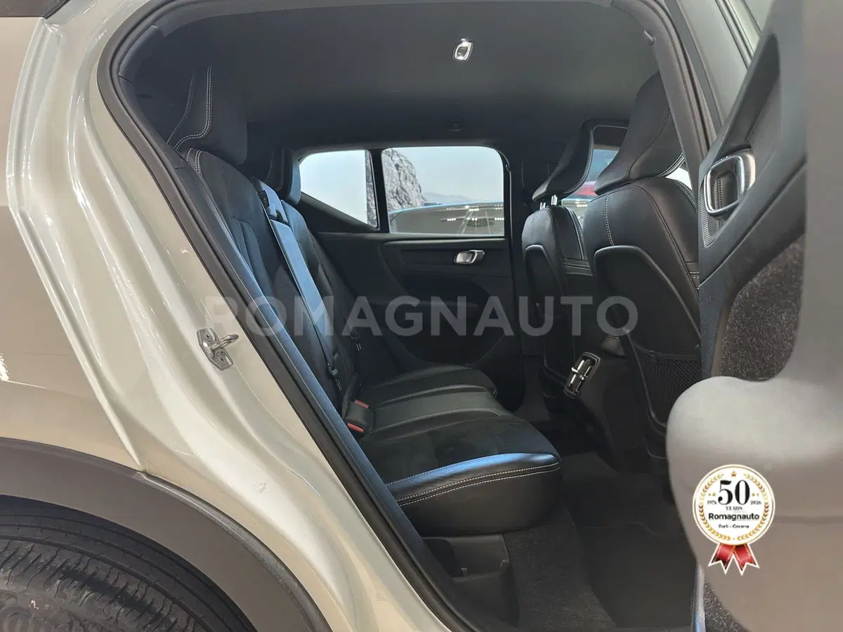 Volvo XC40 usata a Forlì-Cesena (11)