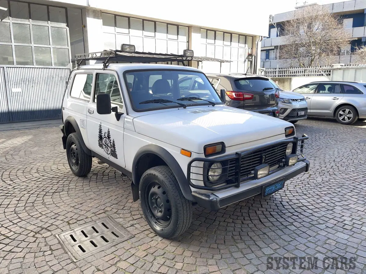 Lada Niva usata a Monza e Brianza (9)