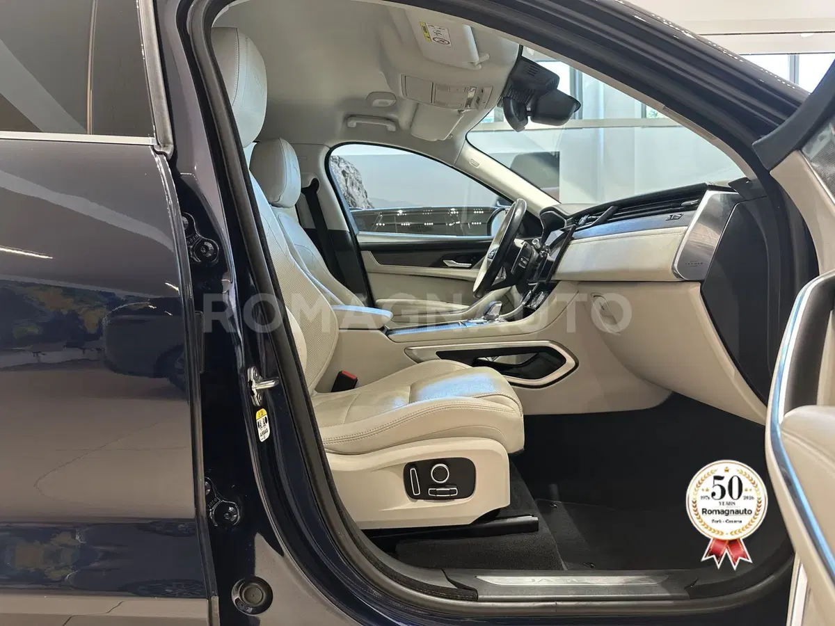 Jaguar F-Pace usata a Forlì-Cesena (10)