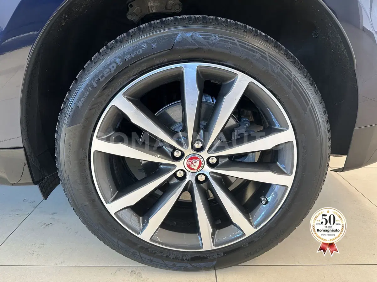 Jaguar F-Pace usata a Forlì-Cesena (9)