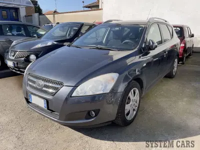 Kia cee'd Sport Wagon 1.6 122CV EX del 2007 usata a Seveso