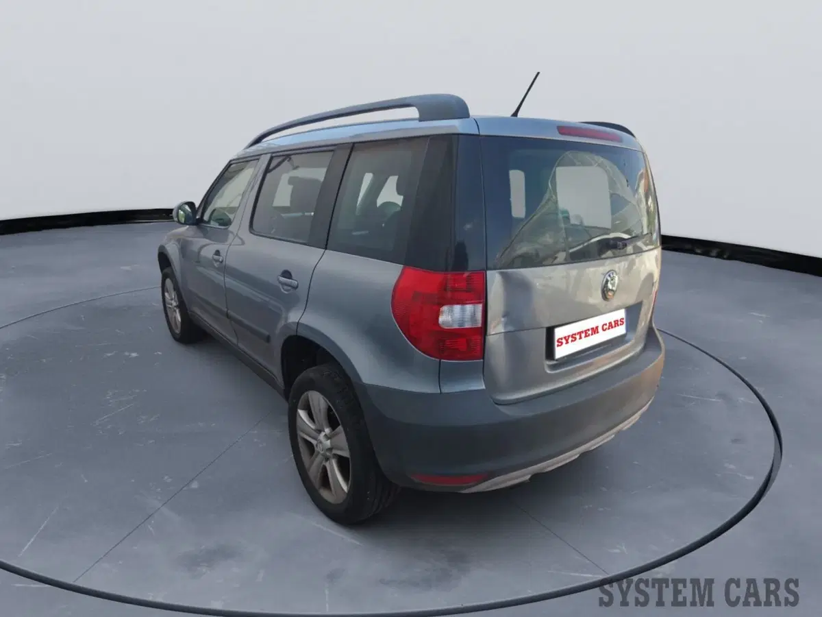 Skoda Yeti usata a Monza e Brianza (3)