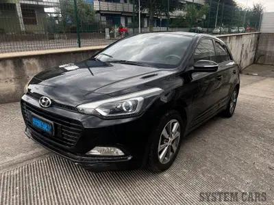 Hyundai i20 1.0 120CV T-GDI 5 porte Style del 2017 usata a Seveso