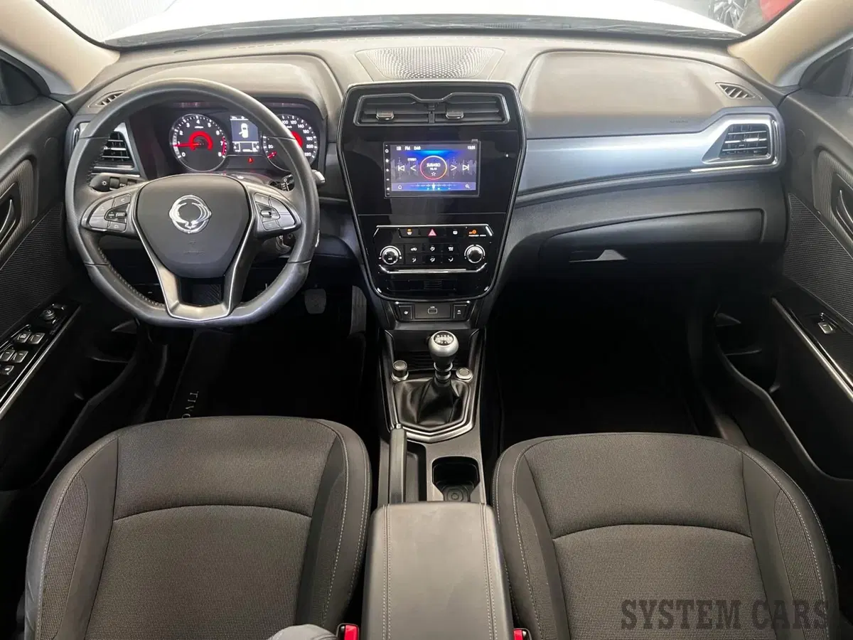 Ssangyong Tivoli usata a Monza e Brianza (7)