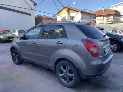 Ssangyong Korando 2.0 e-XDi 175 CV 2WD MT Classy Navi del 2011 usata a Seveso