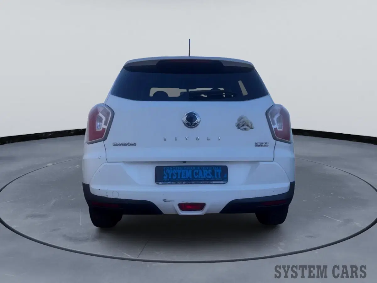 Ssangyong Tivoli usata a Monza e Brianza (6)