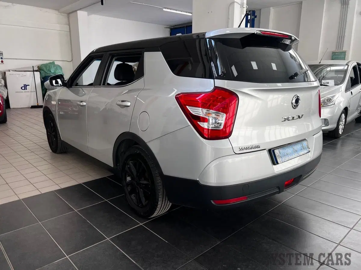 Ssangyong XLV usata a Monza e Brianza (3)