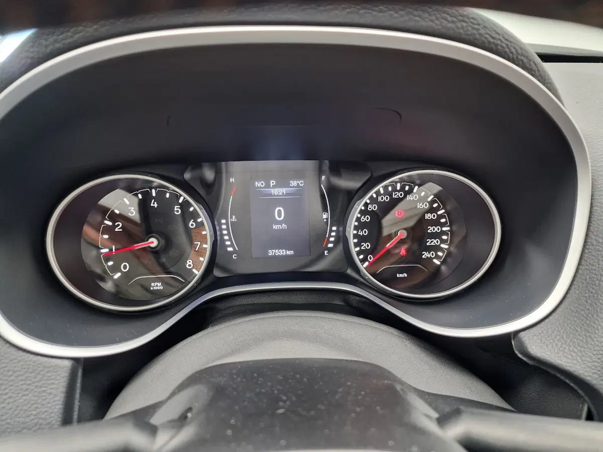 Jeep Compass usata a Verbano Cusio Ossola (12)