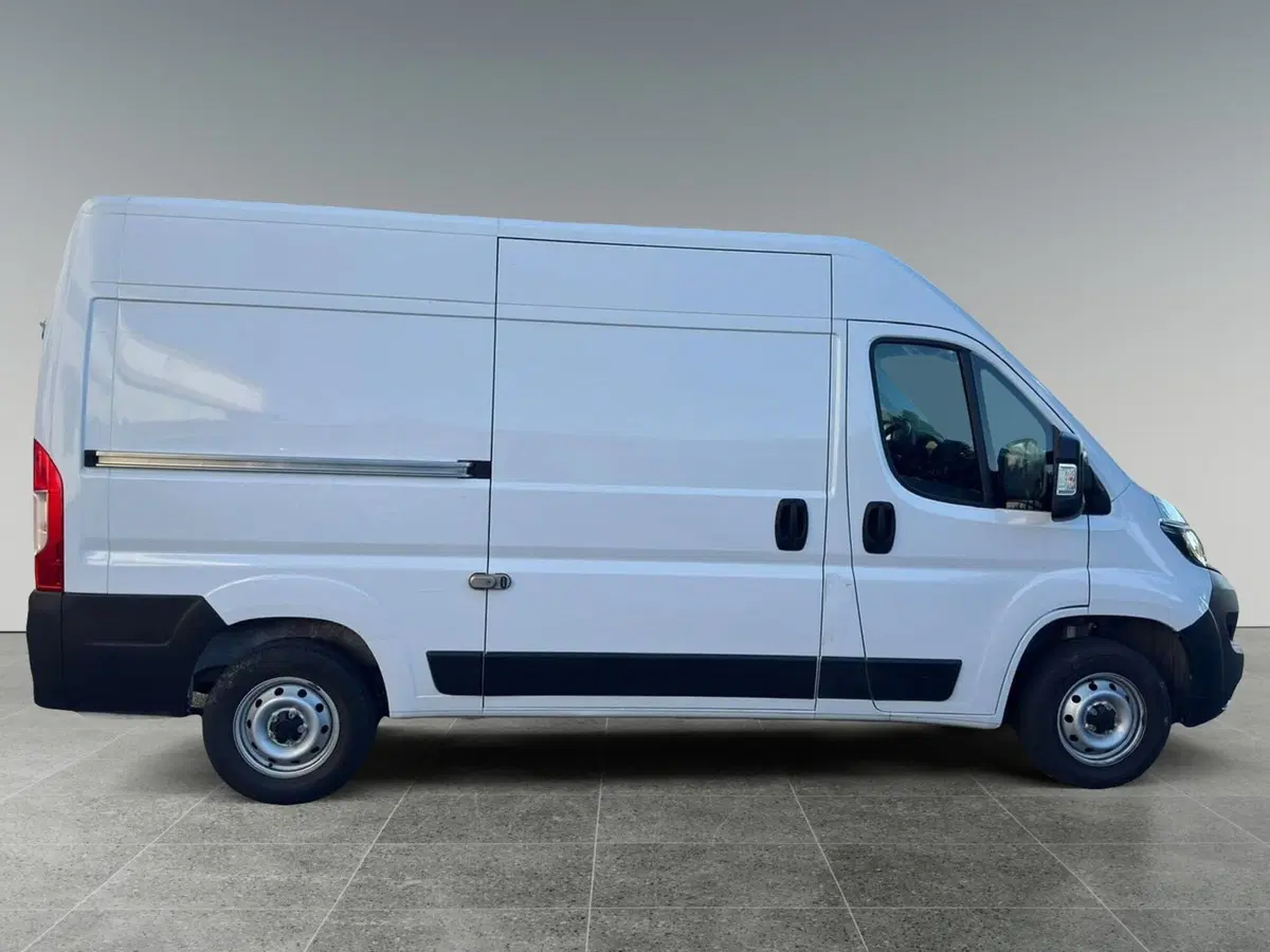 Fiat Ducato Furgone usata a Novara (3)