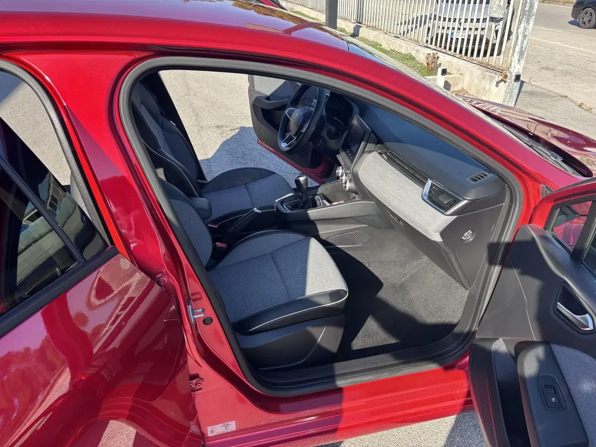 Renault Clio usata a Ancona (13)