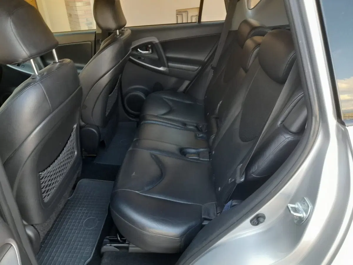 Toyota Rav4 usata a L'Aquila (10)