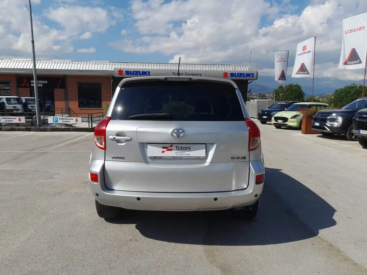 Toyota Rav4 usata a L'Aquila (16)
