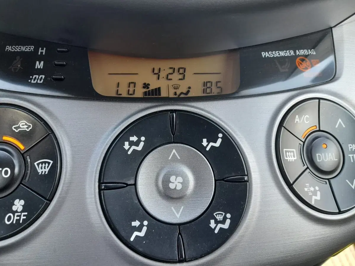 Toyota Rav4 usata a L'Aquila (5)