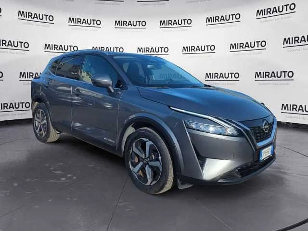 Nissan Qashqai usata a Roma