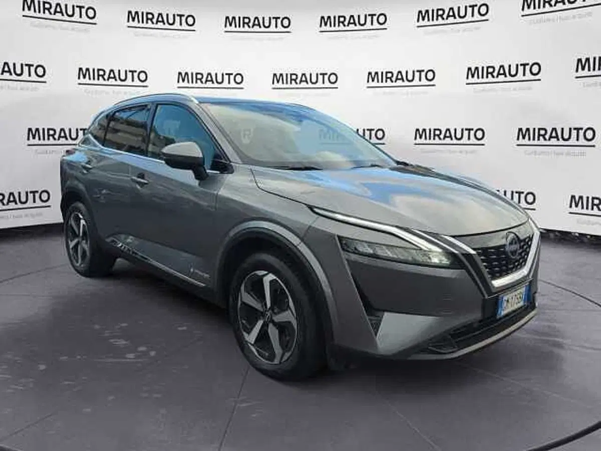 Nissan Qashqai usata a Roma